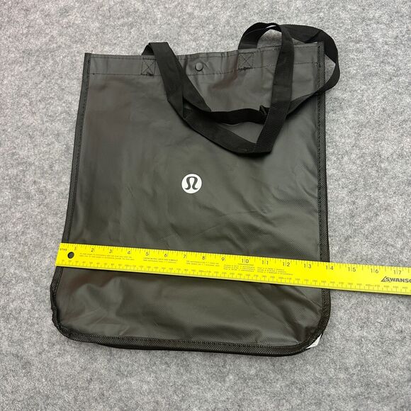 Lululemon Reusable Tote Black White Classic Shopping Bag Snap Closure Authentic - Picture 5 of 5